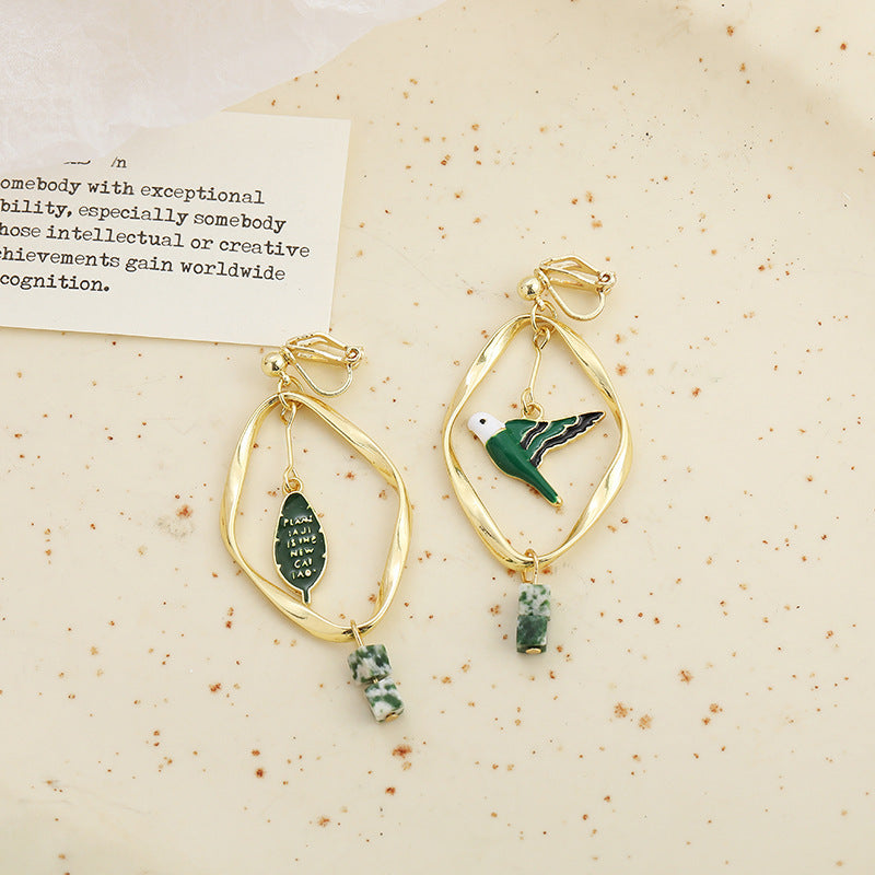Vintage Green Bird Leaf Earrings – Retro Mori Style Geometric Ear Clips for Women